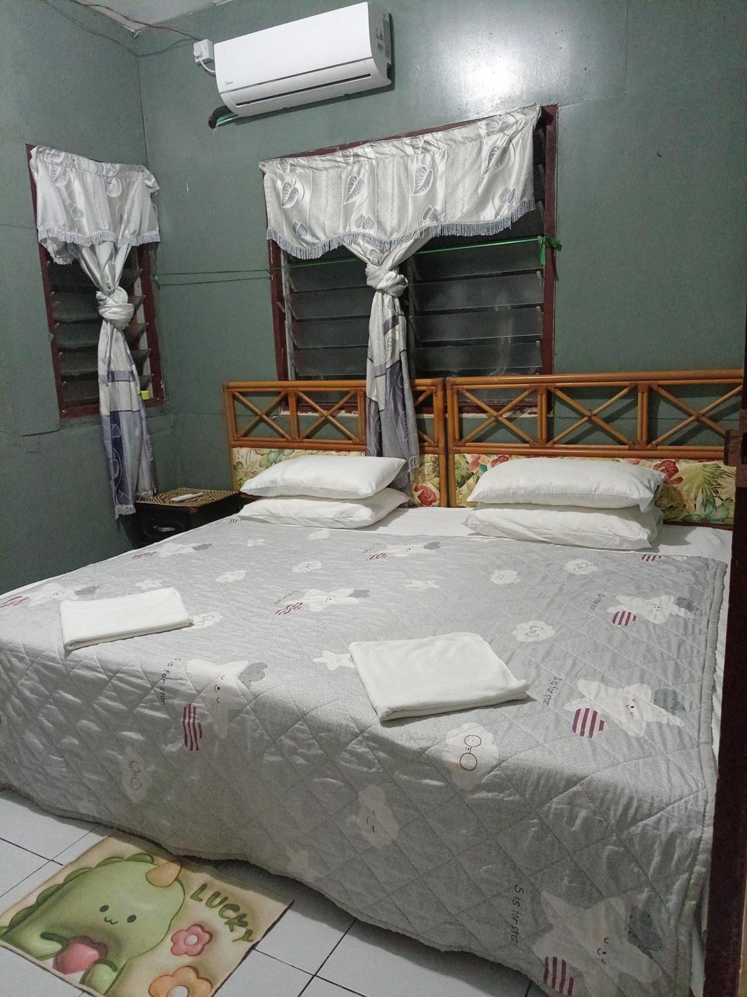 Mulu D Cave Homestay Zewnętrze zdjęcie